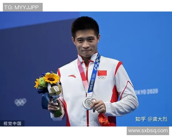 跳水运动的力量与美感探索水中腾跃背后的心理与技巧